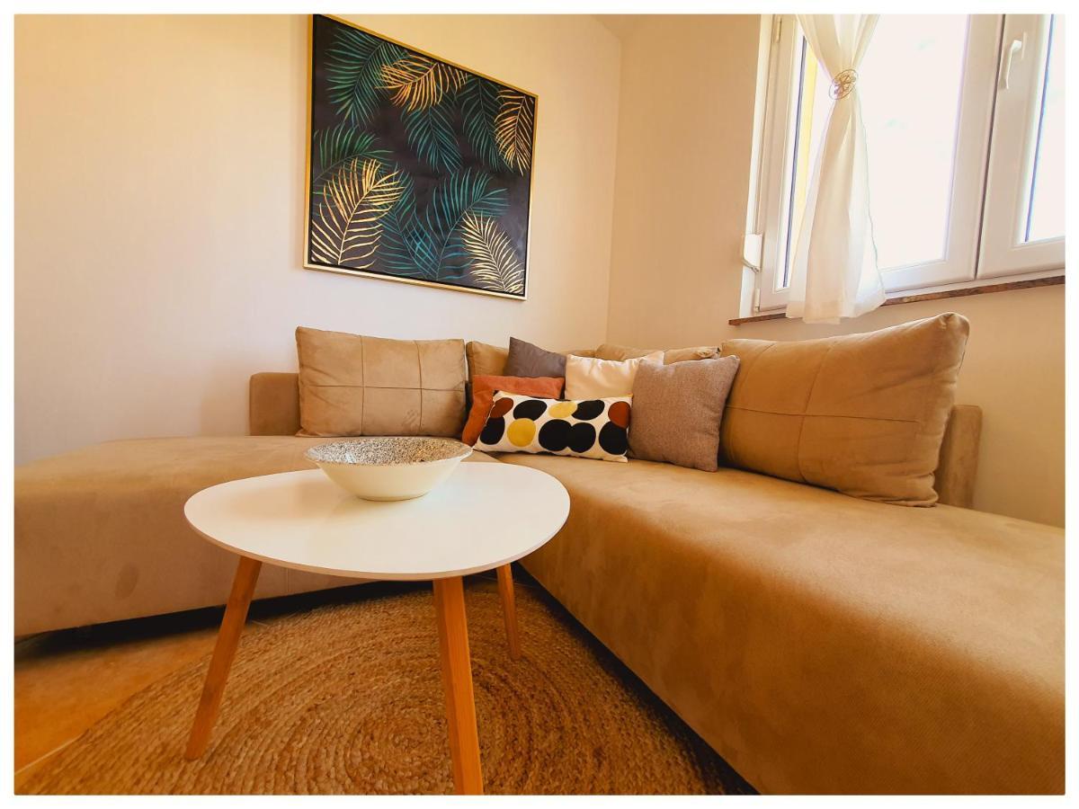 Apartman Mila Barbat na Rabu 外观 照片